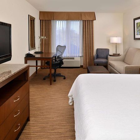 Hilton Garden Inn Addison Eksteriør bilde
