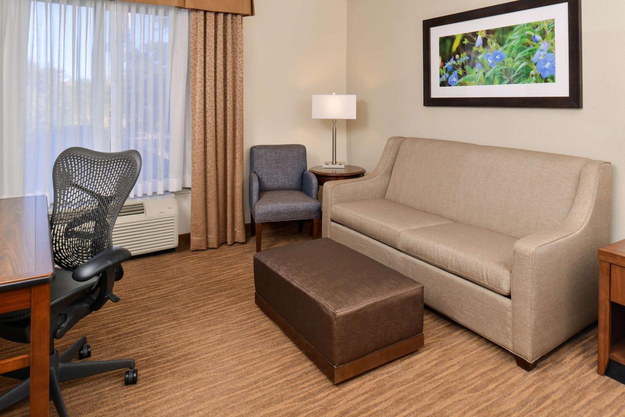 Hilton Garden Inn Addison Eksteriør bilde